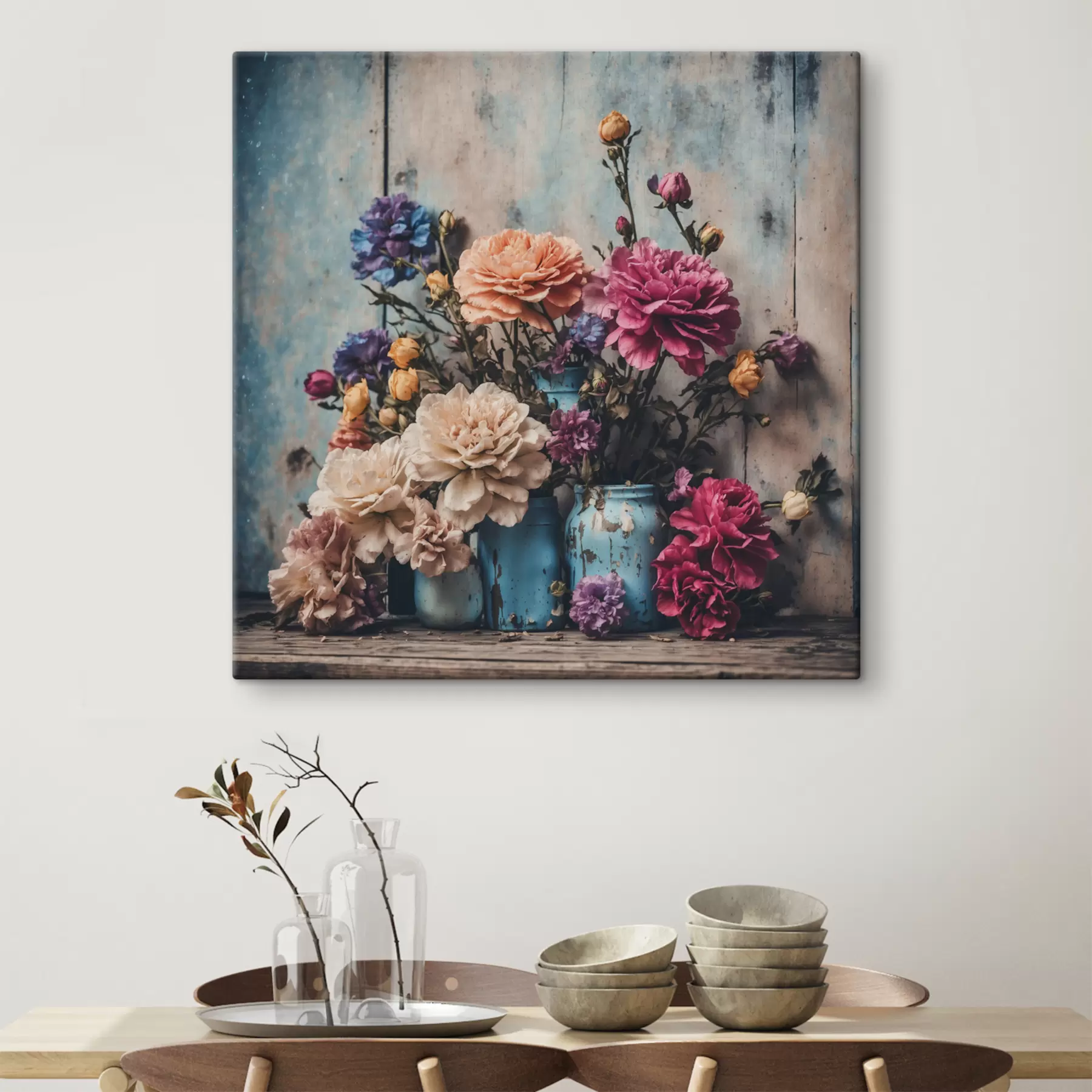 Fotobehang Bloemen en bladeren op houten muurachtergrond s39161