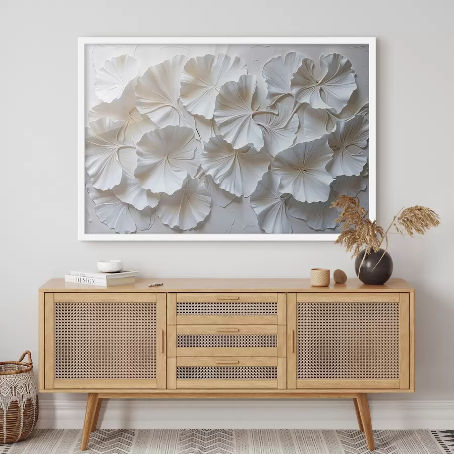 Fotobehang Fijne witte bloemen gerangschikt in een natuurlijk, organisch patroon op een lichte achtergrond f39510