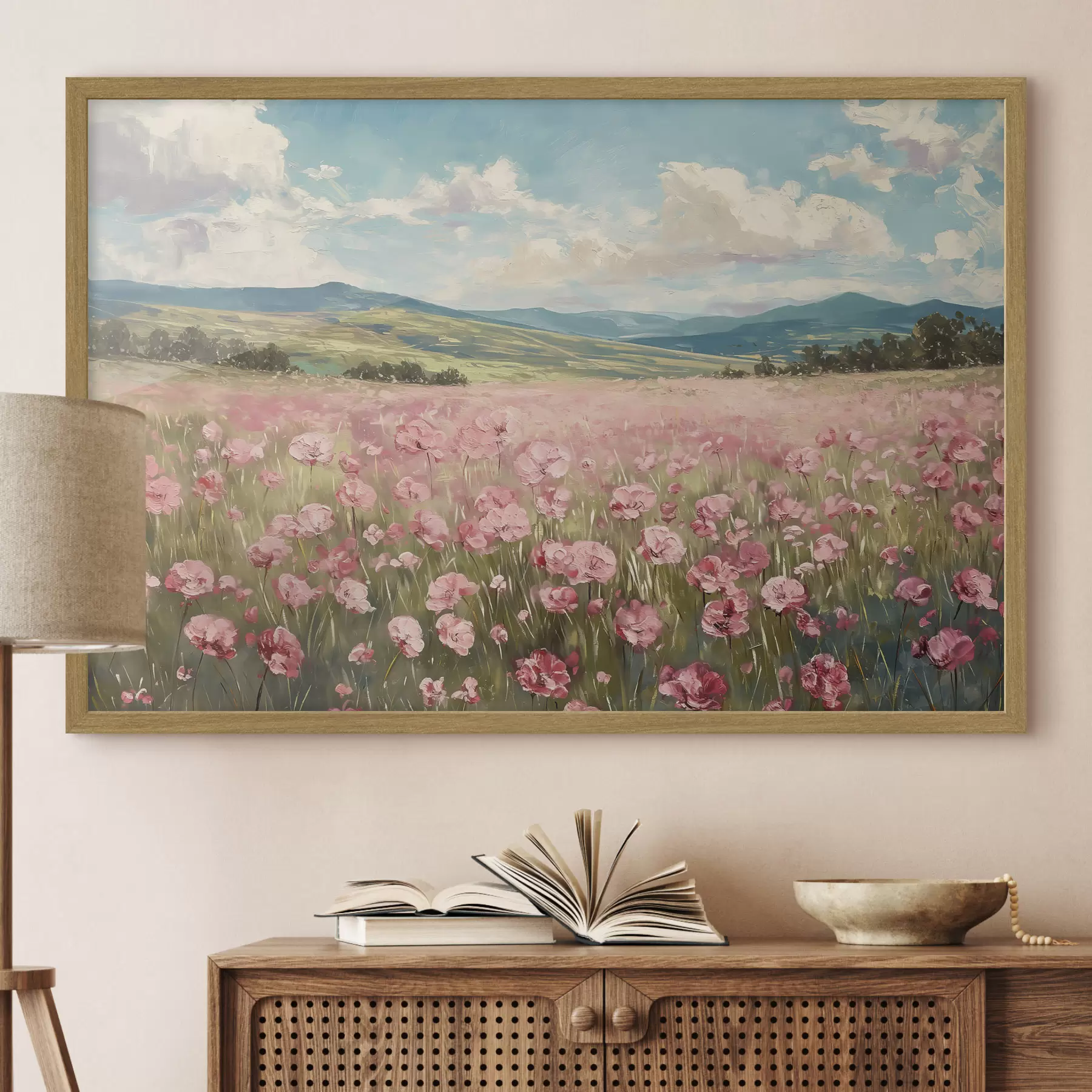 Fotobehang Weide met roze bloemen, bergen, natuurlandschap, blauwe lucht met wolken, acryl f40232