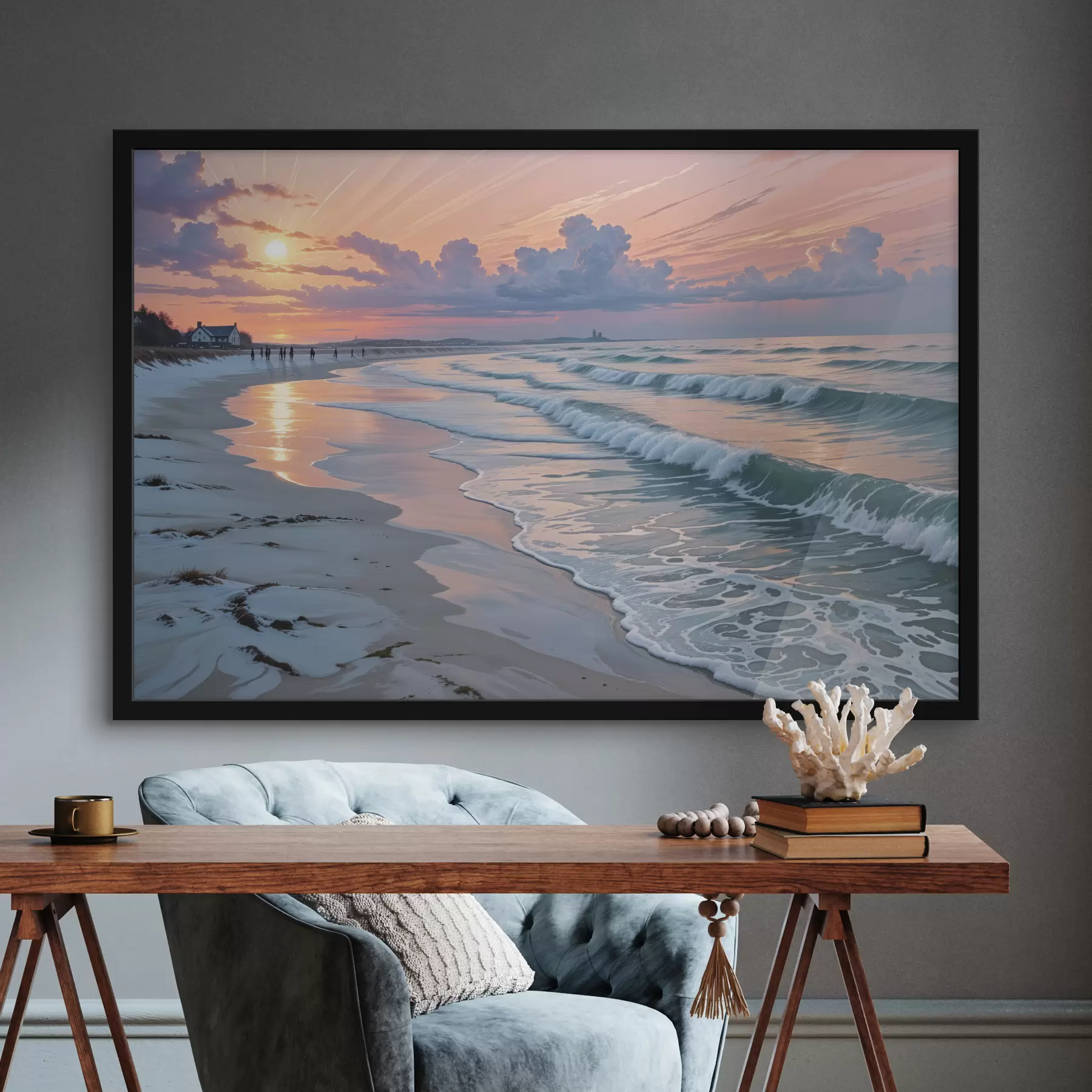 Fotobehang Een serene strandscène bij zonsondergang, met zachte golven die tegen het zand kabbelen f40606