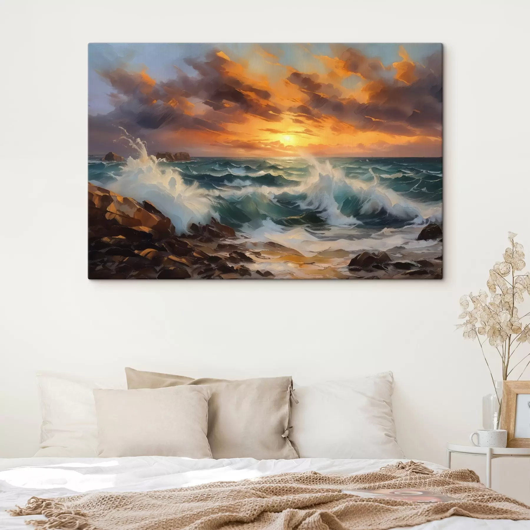 Fotobehang Een dramatisch zeegezicht met beukende golven en rotsachtige kliffen, tegen een levendige oranje en gele lucht met wolken bij zonsondergang s41266