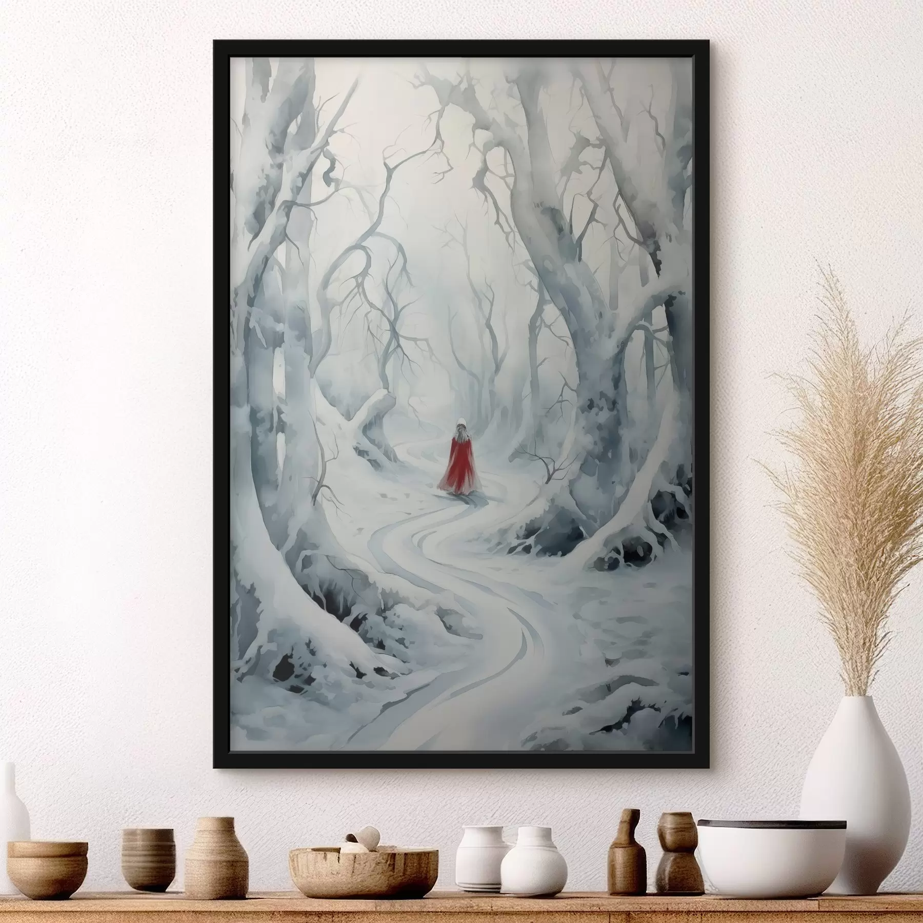 Fotobehang Een man in een rode mantel midden in een winters bos f41438