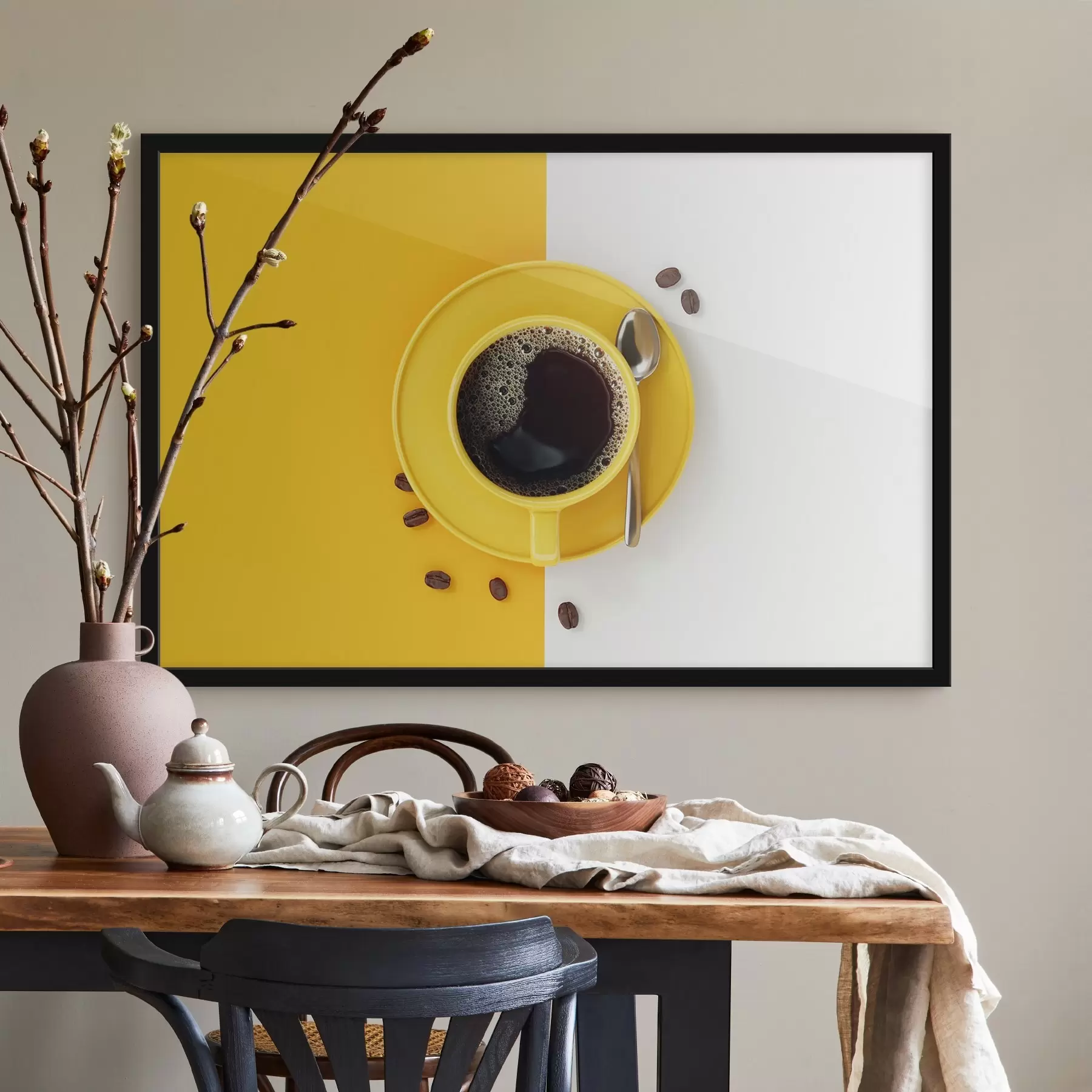 Fotobehang Gele mok met koffie en bonen f37041