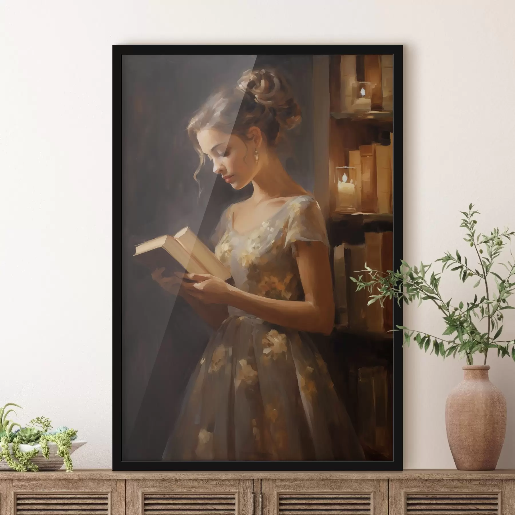 Fotobehang Een jonge vrouw in een elegante jurk leest een boek in sfeervolle verlichting, omringd door boekenplanken en de zachte gloed van kaarsen. f42570