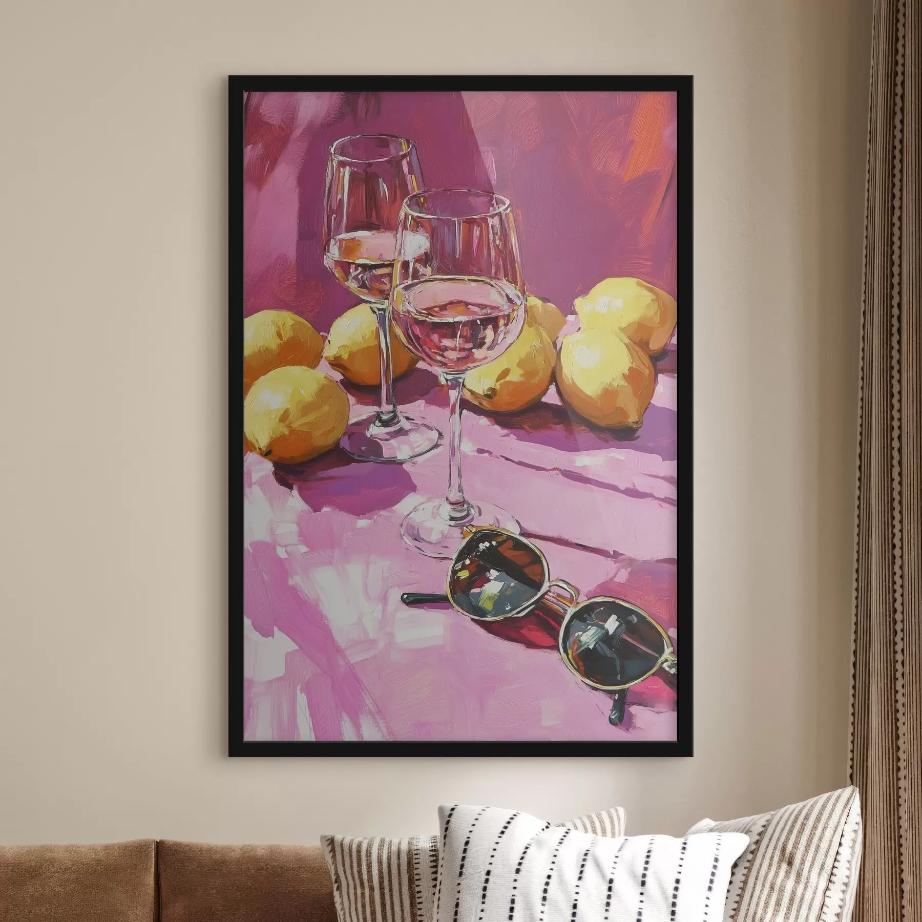 Fotobehang Abstractie in olieverfstijl met glazen drank, citroenen en zonnebrillen f43884