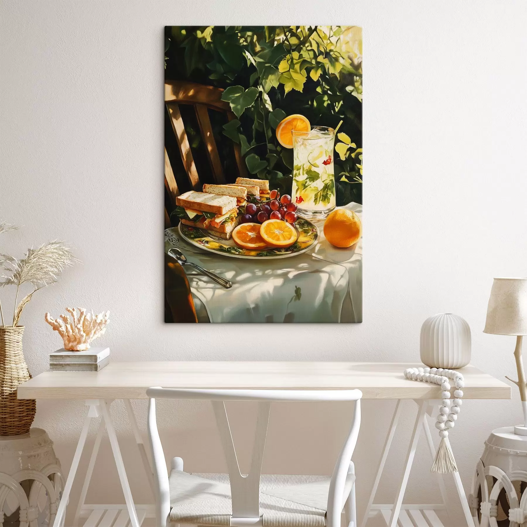  Schilderijen Esthetische picknick in de zomertuin, broodjes, sinaasappels, limonade s44306