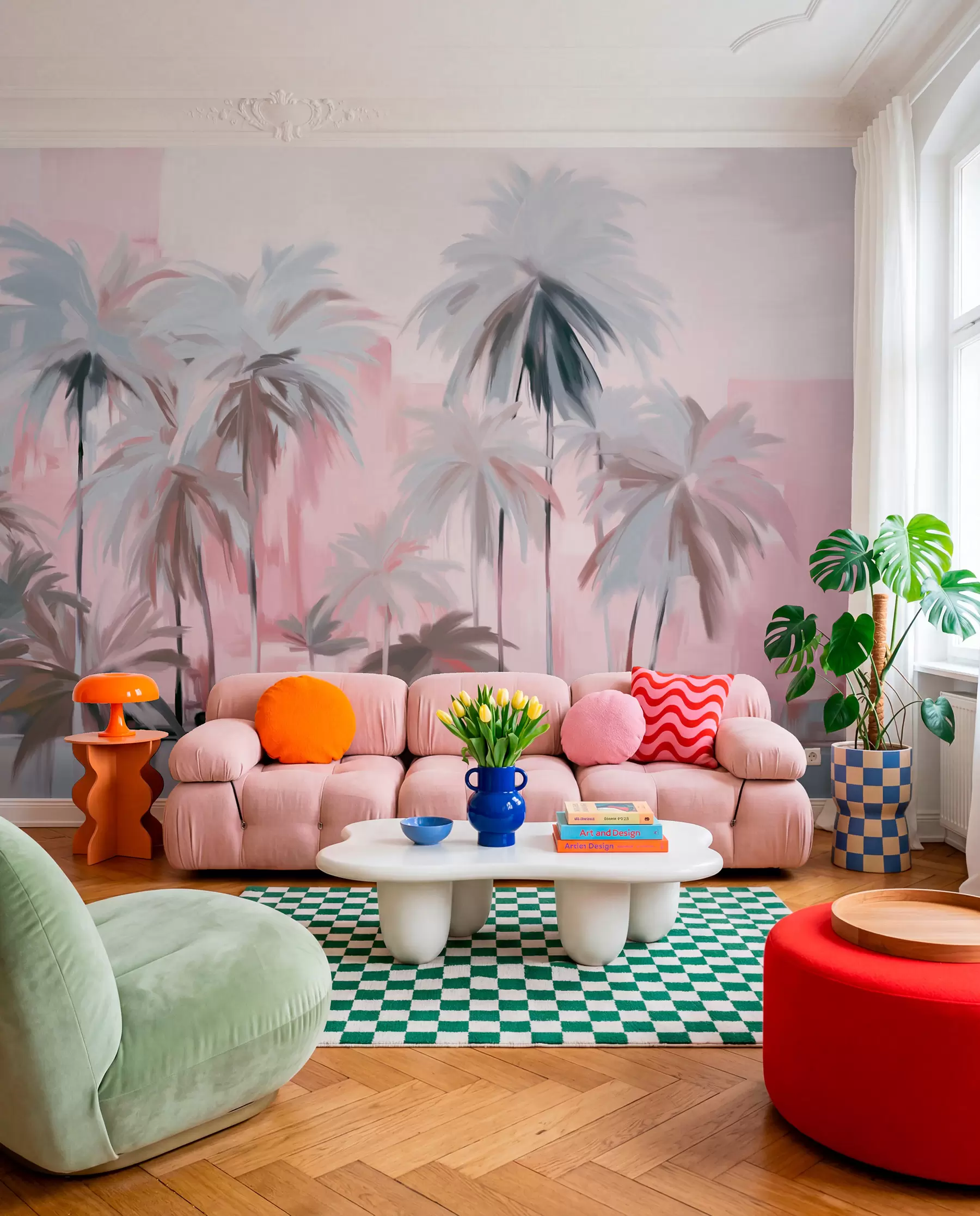 Fotobehang Abstracte minimalistische pastel tropische palmbomen, tegen een achtergrond van gedempt roze en grijze tinten w09212v1