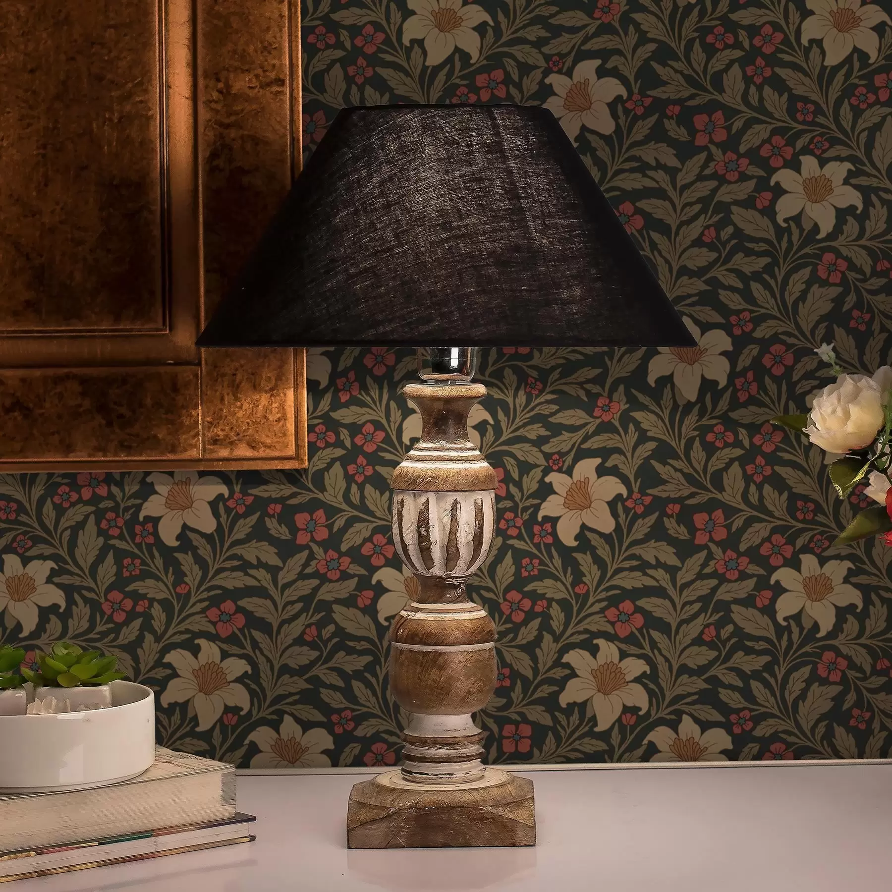 Fotobehang Donkere achtergrond met gele en rode bloemen in Art Nouveau stijl a00293