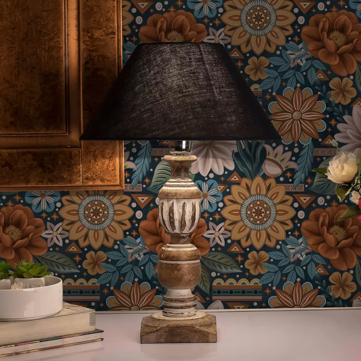 Behang Heldere decoratieve bloemen met geometrische elementen a00305