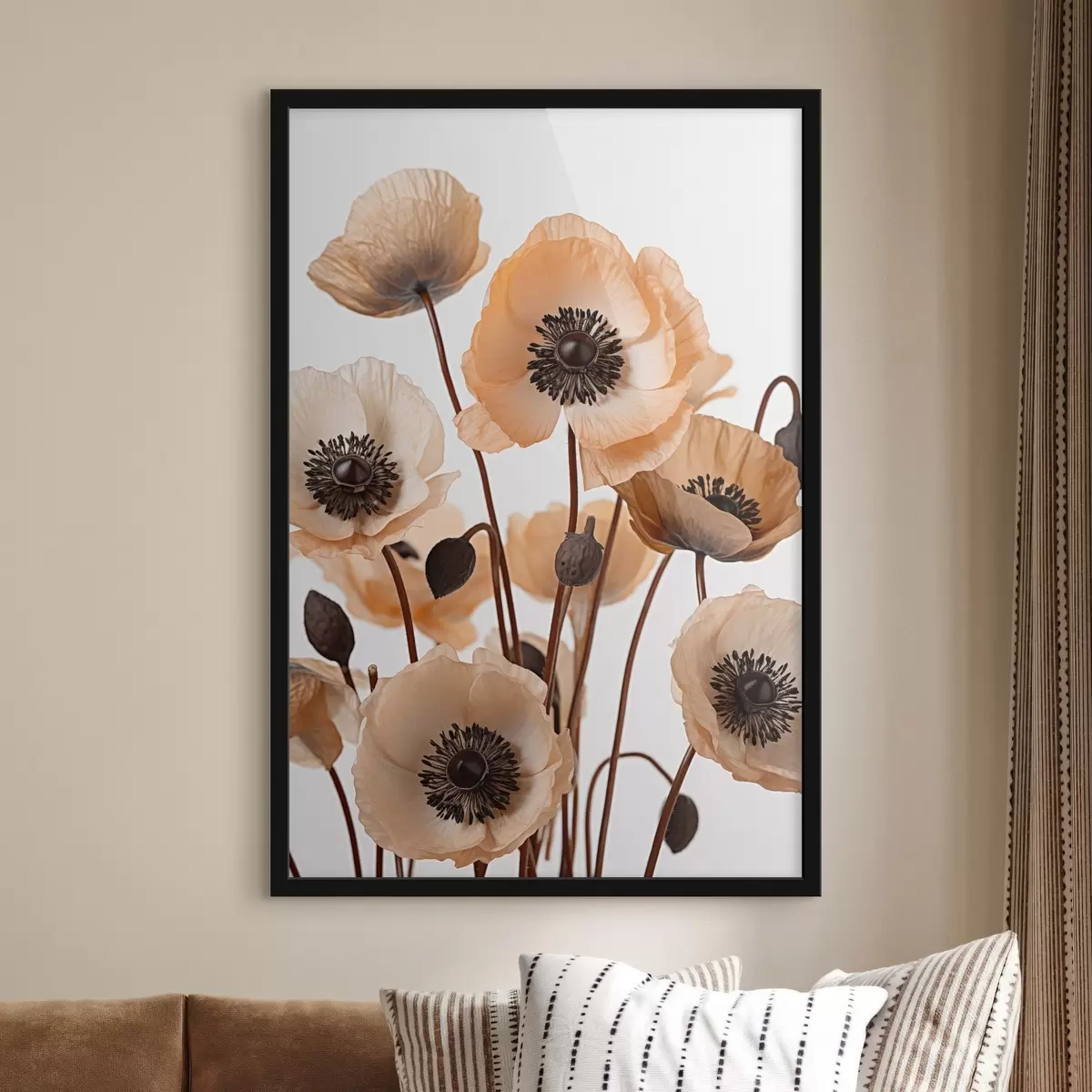 Poster Oranje klaprozen, gedroogde bloemen tegen een lichte achtergrond, zachte verlichting, delicate bloemblaadjes, bloemstuk f45168