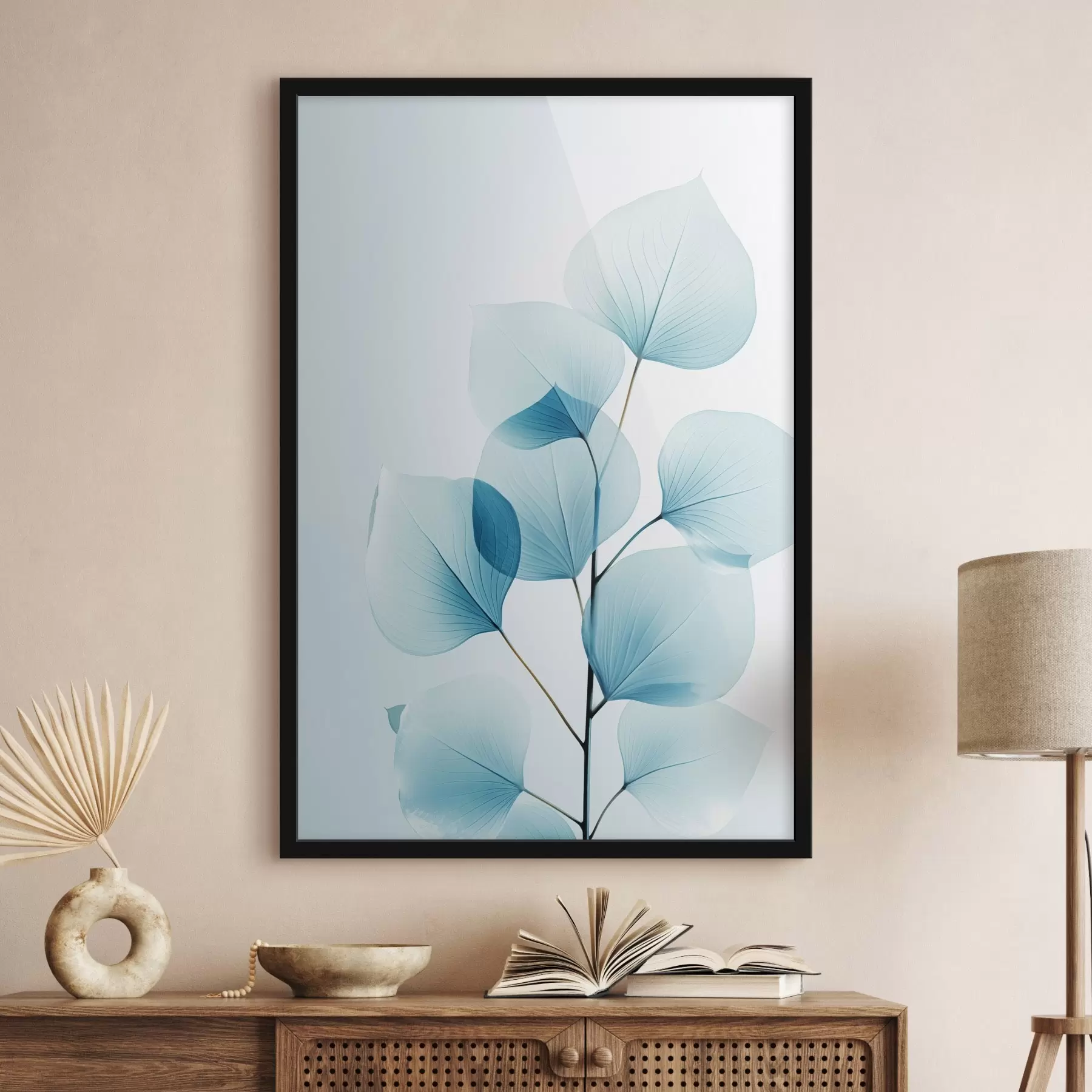 Fotobehang Tak met doorschijnende blauwe bladeren, fijne nerven zichtbaar, lichte en rustige compositie, minimalistische esthetiek f45175
