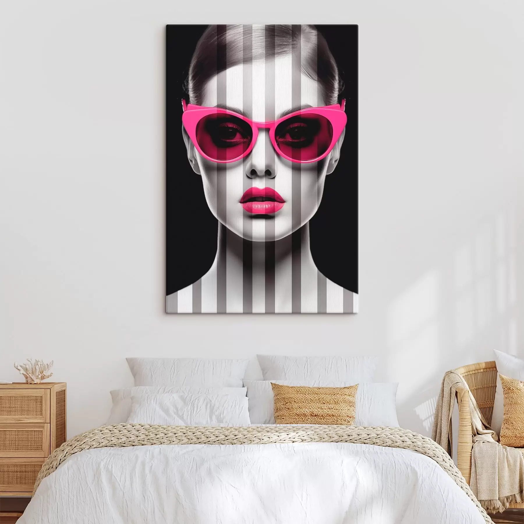  Schilderijen Vrouw met roze bril met zwarte en witte strepen s45315