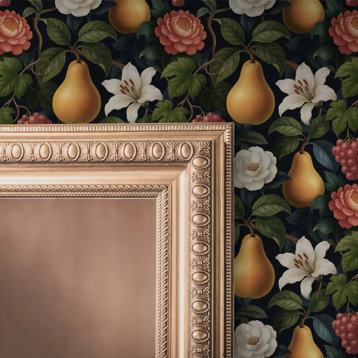 Behang Barok fruit en bloemen op een dramatische donkere achtergrond a00387