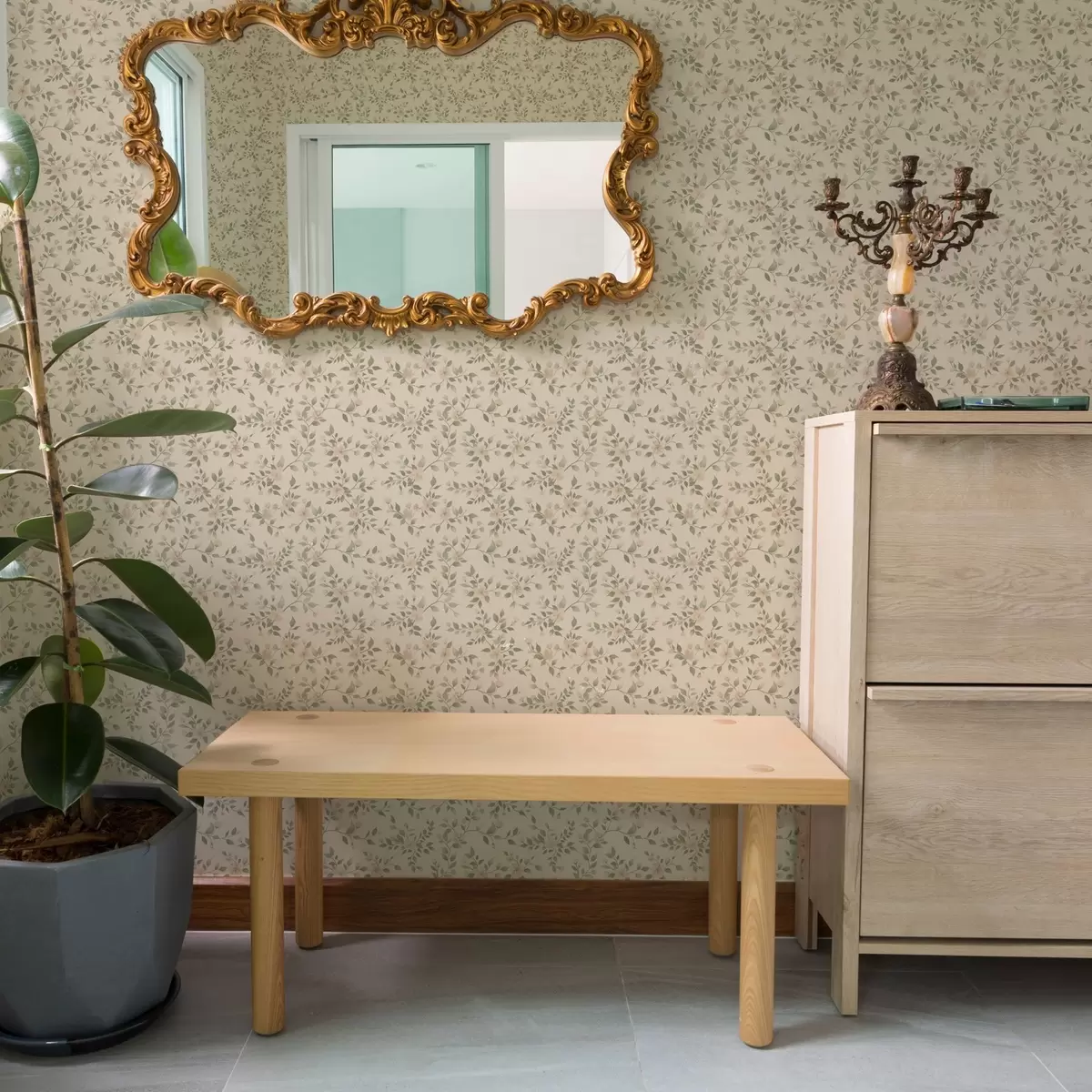 Behang Delicate pastel bloesemtakken op beige achtergrond a00390