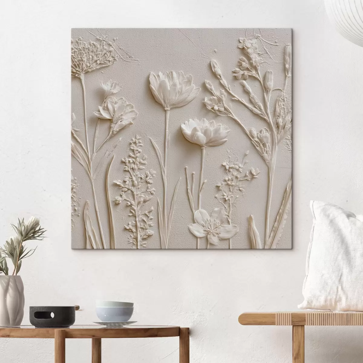  Schilderijen Abstracte compositie: bas-reliëfstijl met bloemen op een lichte achtergrond s45535