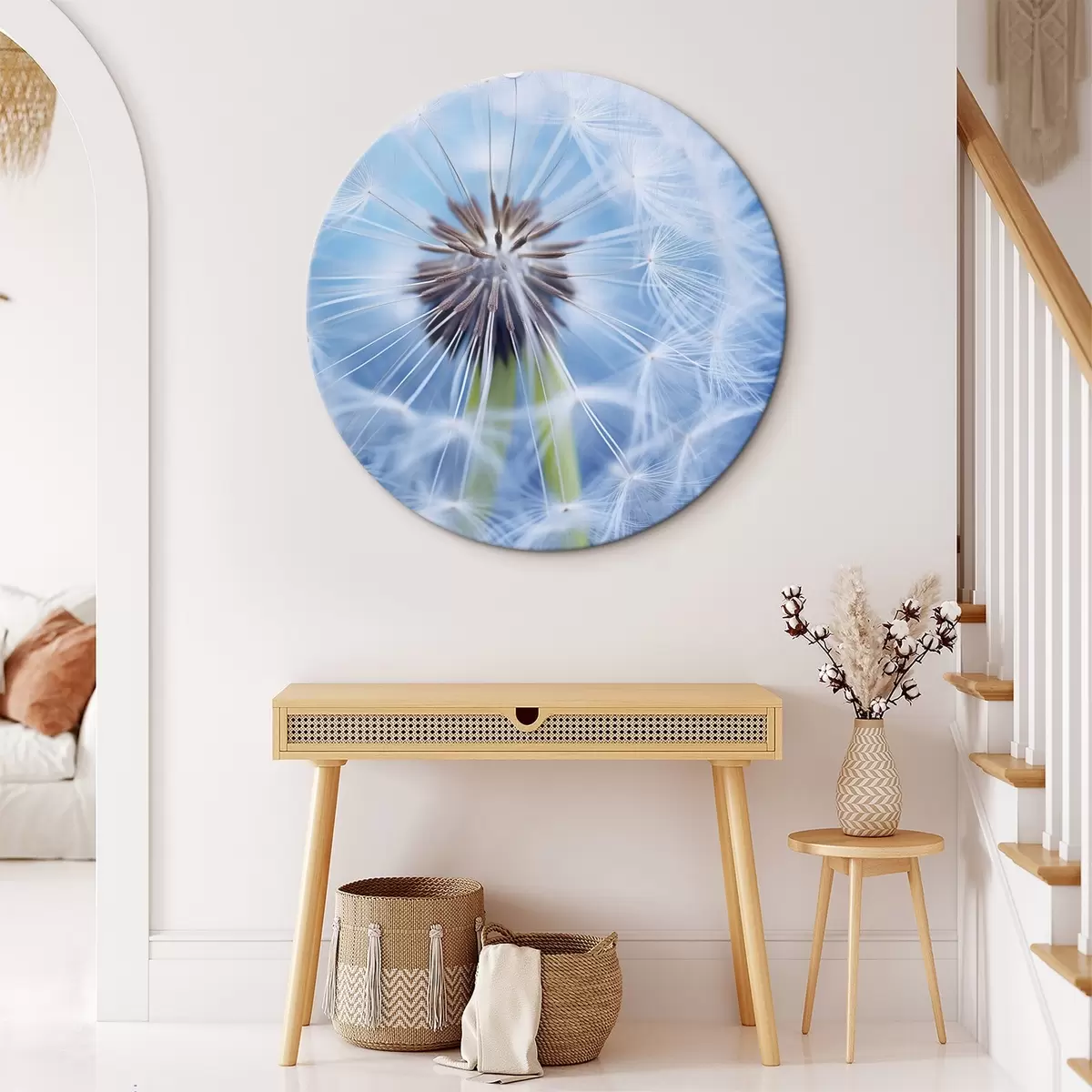 Ronde schilderijen Macro-opname van een paardenbloem op een blauwe achtergrond r45517