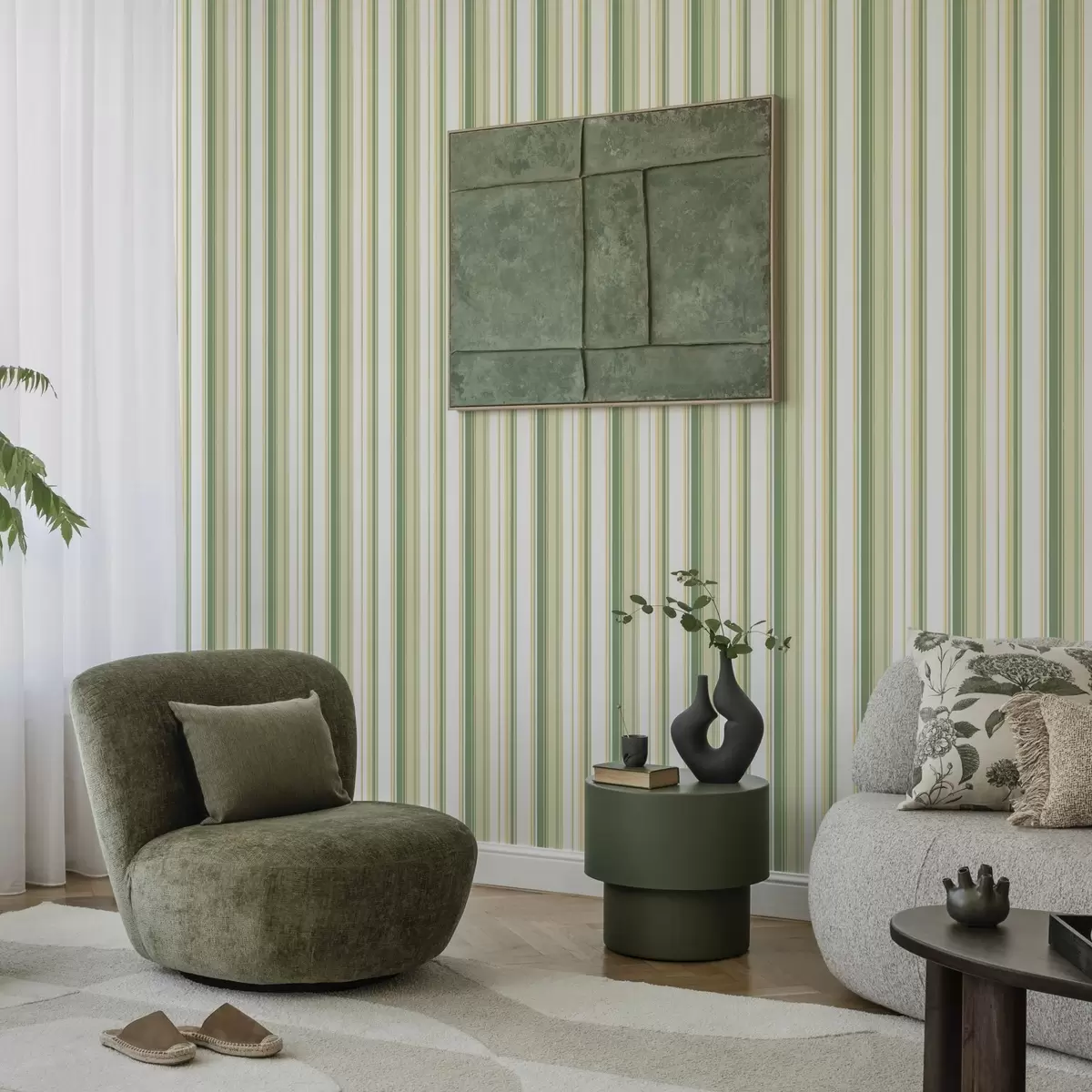 Behang Groene en beige strepen met gele accentlijnen a00531