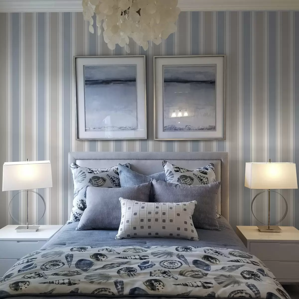 Behang Combinatie van grijze en blauwe brede strepen a00557