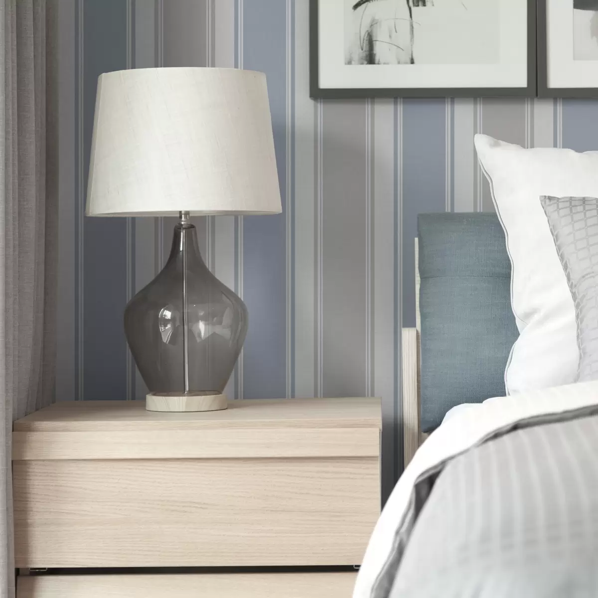 Behang Combinatie van grijze en blauwe brede strepen a00557