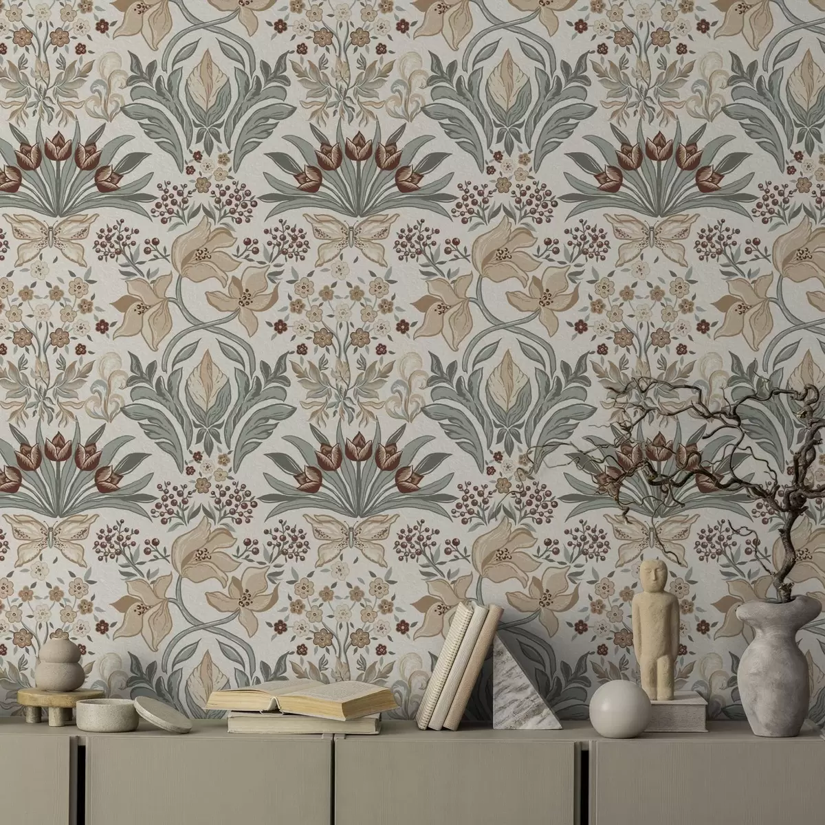 Behang Decoratieve lelies en een vlinder op een crèmekleurige achtergrond a00500