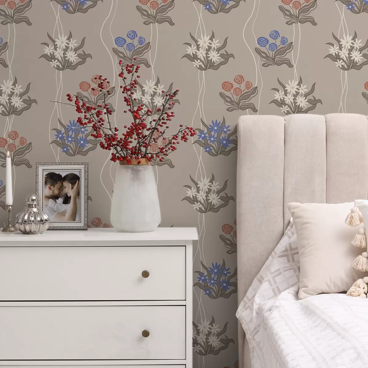Behang Retro bloemen met golvende lijnen op warm beige a00503