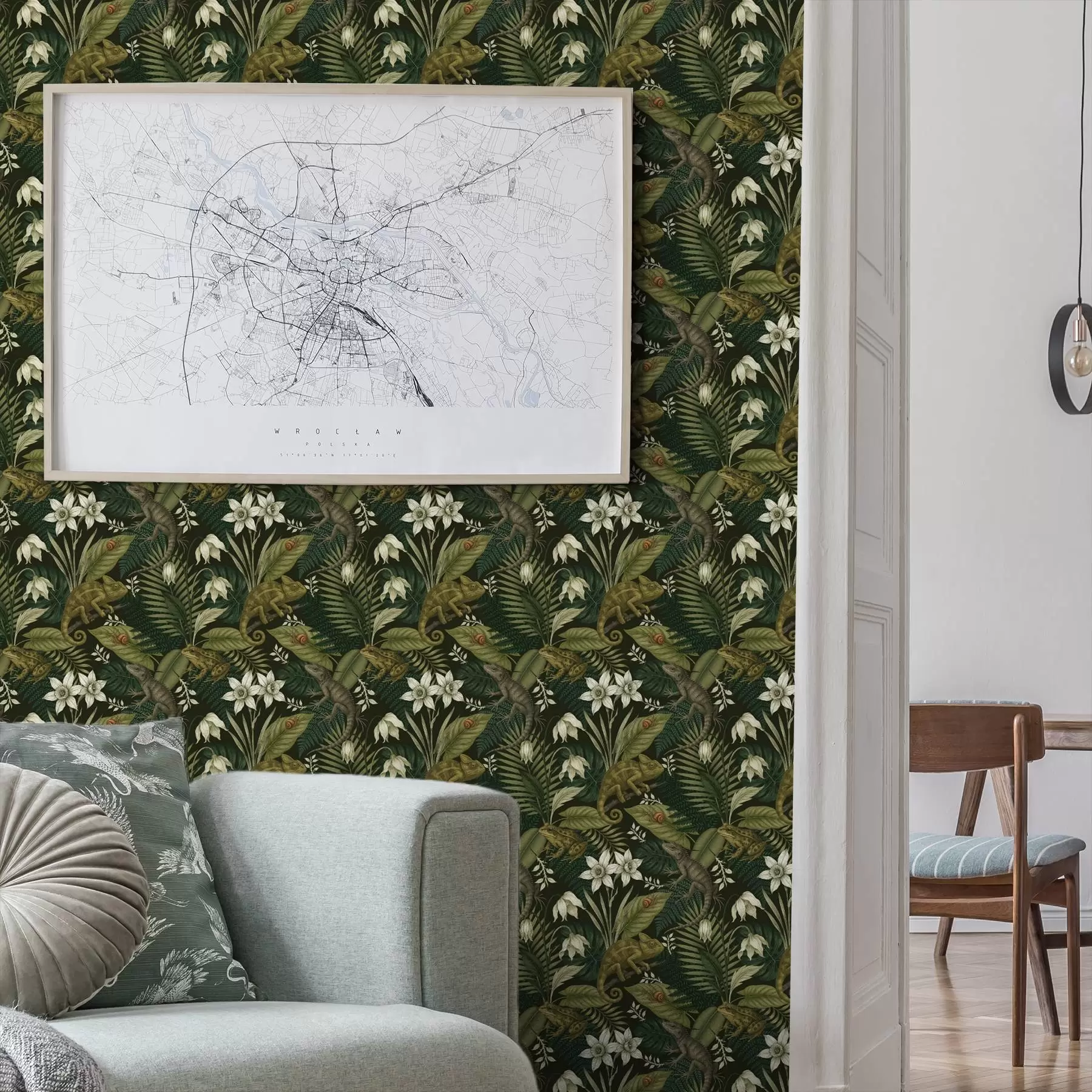 Fotobehang Kameleons en tropische bladeren, witte bloemen, donkere achtergrond a00608v1