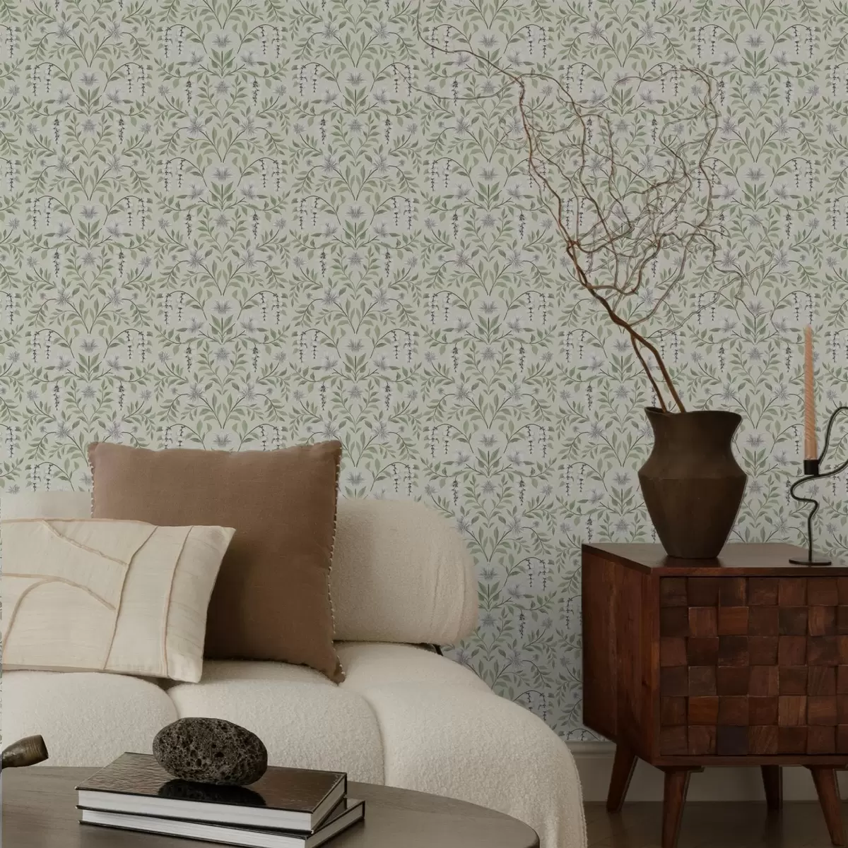 Behang Licht wijnrankornament met witte bloemen, symmetrisch a00609