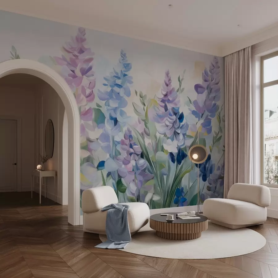 Fotobehang Paarse en blauwe bloemen met textuur en blauwe bladeren, lichte achtergrond, zachte penseelstreken, levendige kleuren w09482