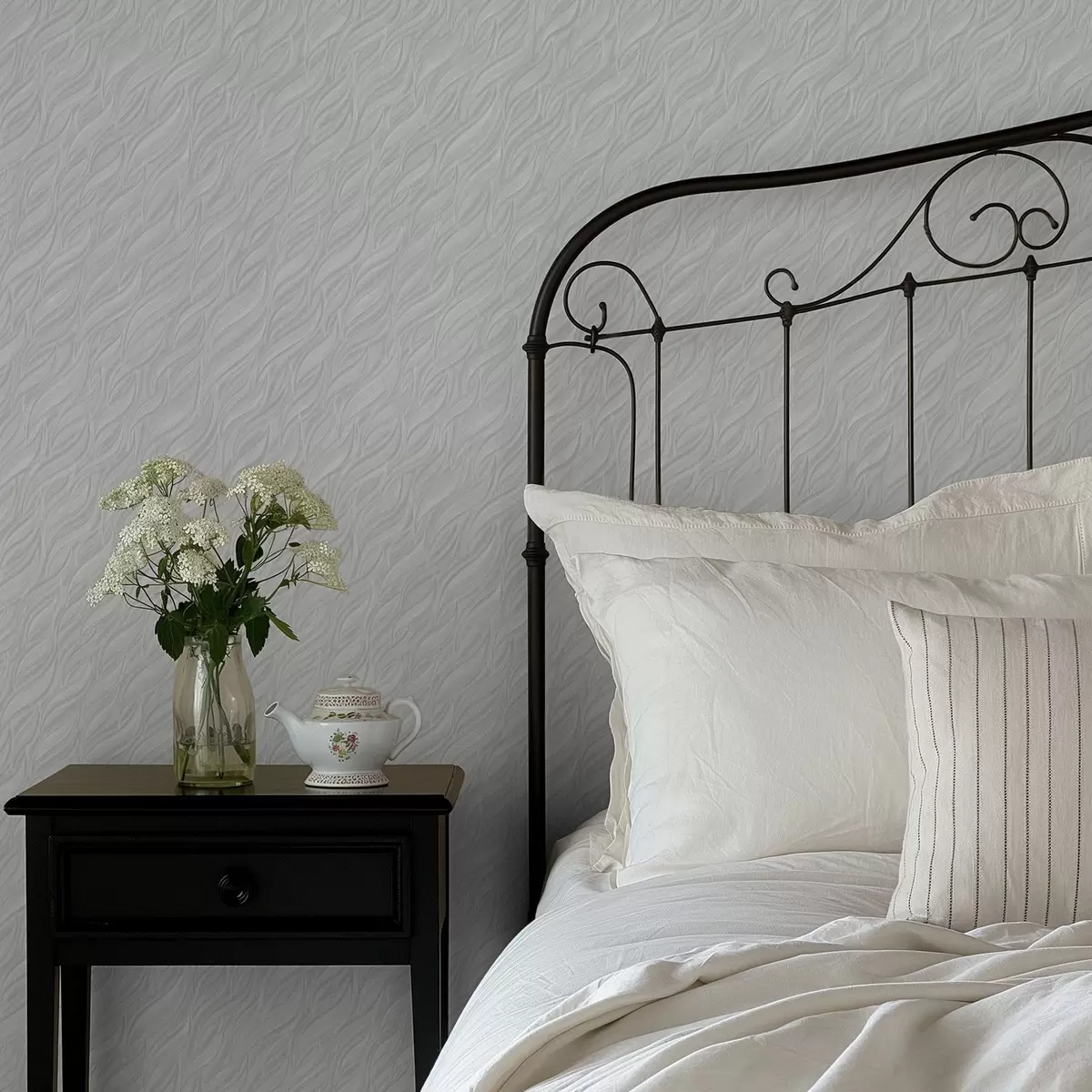 Behang Getextureerde borstelgolven, licht mint a00688v2