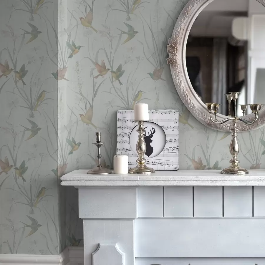 Fotobehang Vogels tussen weidegrassen op lichtgrijze ondergrond a00776v1