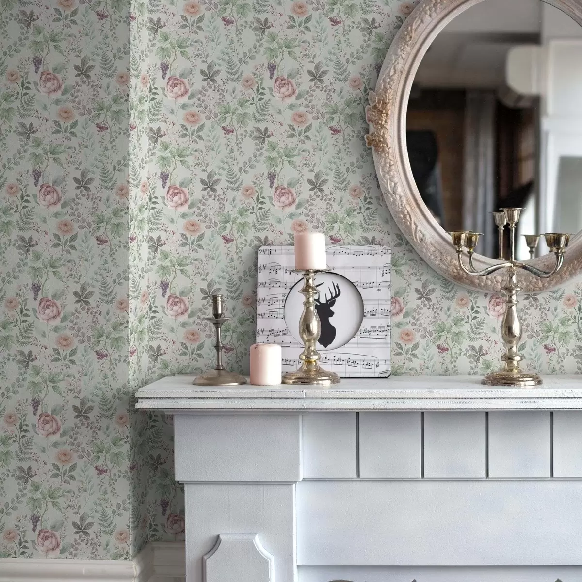 Fotobehang Pastelkleurige tuin met rozen, varens en druiven a00867