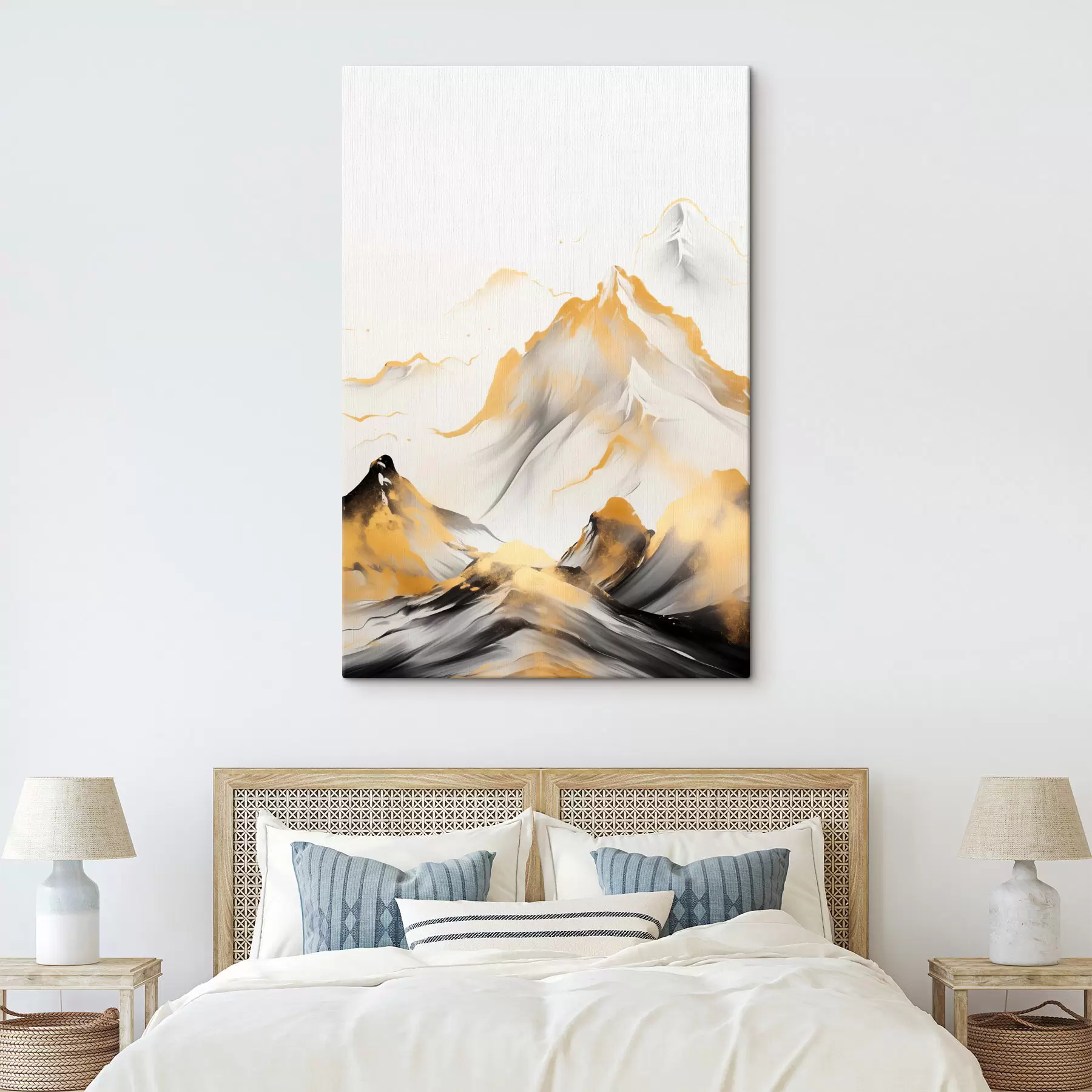  Schilderijen Getextureerde gele en zwarte bergen met besneeuwde toppen, inktwasstijl, minimalistische bergketen s46683