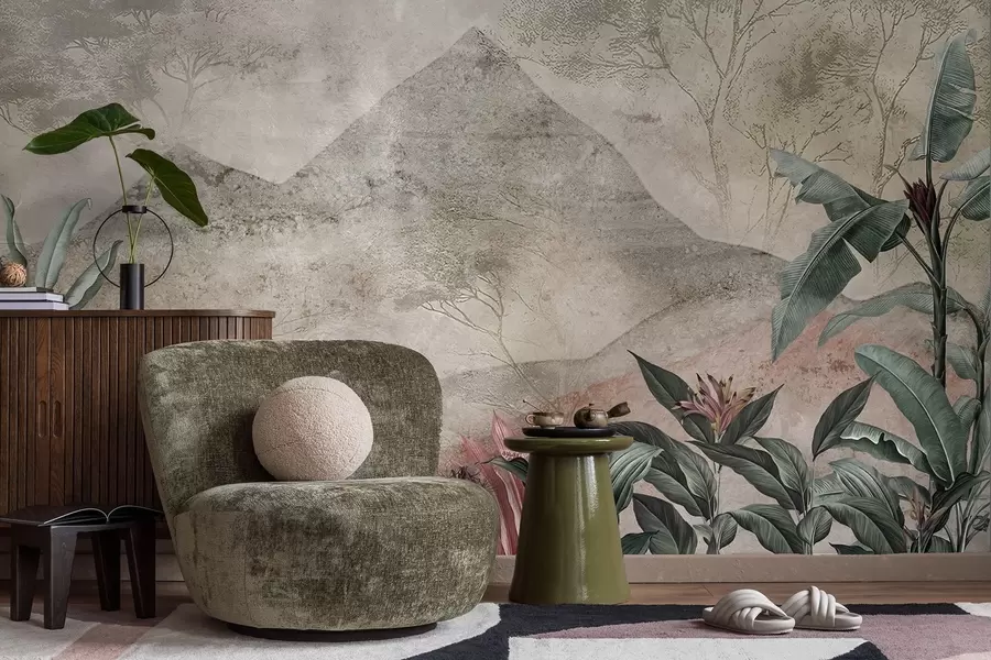 Fotobehang Pastelkleurige bananenbladeren en tropische bloemen tegen een bergachtige achtergrond w04933