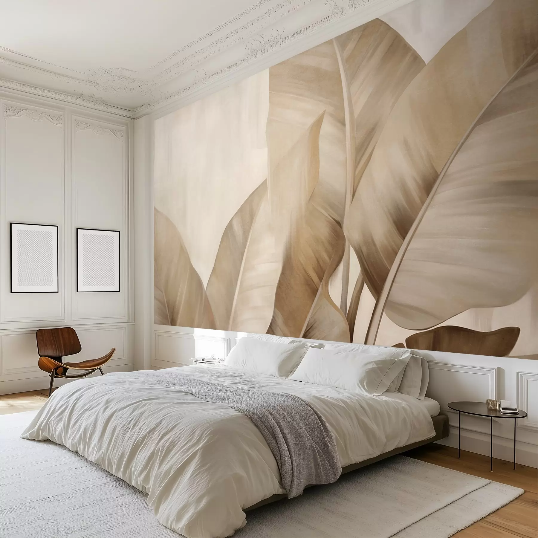 Fotobehang Getextureerde grote, lichtbruine bananenbladeren tegen een lichtbeige achtergrond, met een zachte en minimalistische esthetiek w09586