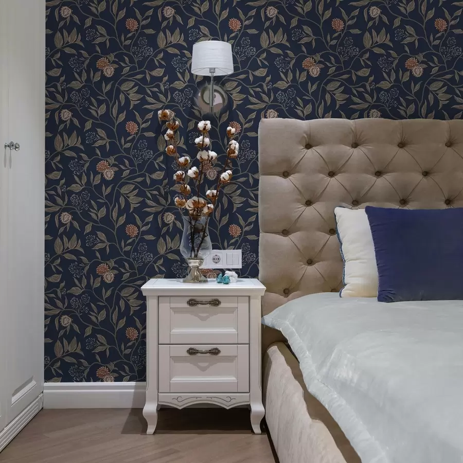 Fotobehang Blauwe tuin met takken, vruchten en kleine bloesems a00959