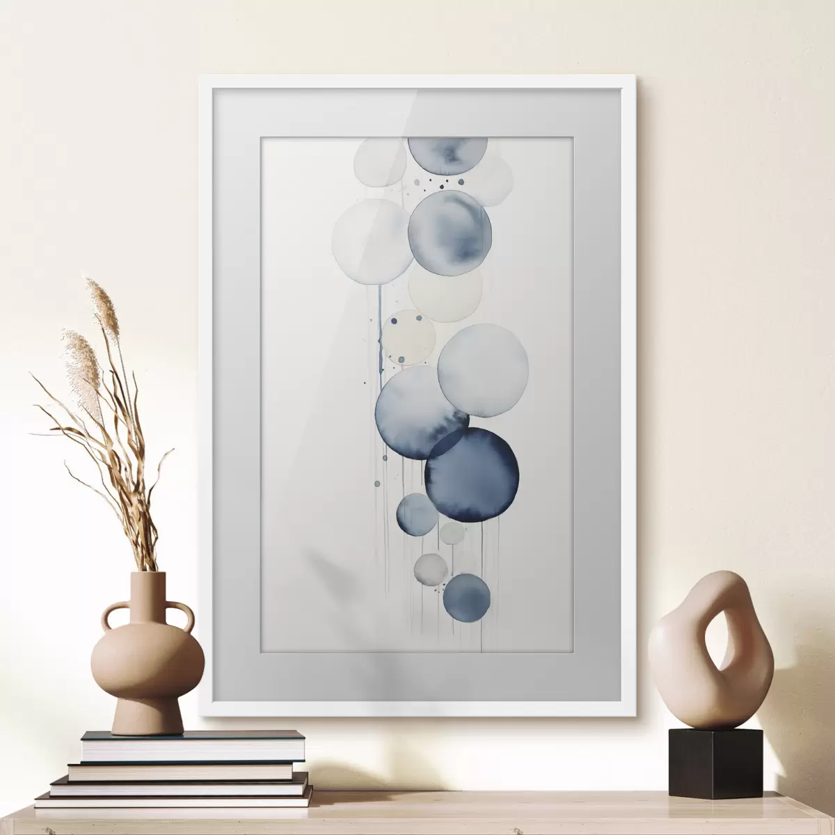 Poster Abstracte blauwe en witte waterverfcirkels met verschillende afmetingen en textuur, tegen een witte achtergrond f47020