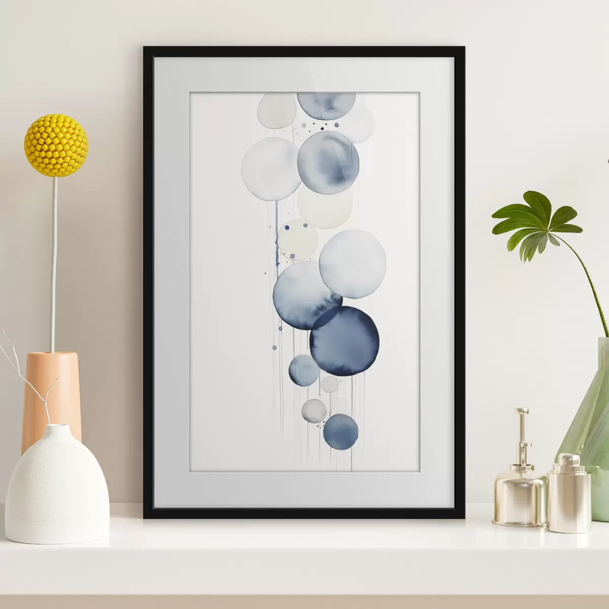 Poster Abstracte blauwe en witte waterverfcirkels met verschillende afmetingen en textuur, tegen een witte achtergrond f47020
