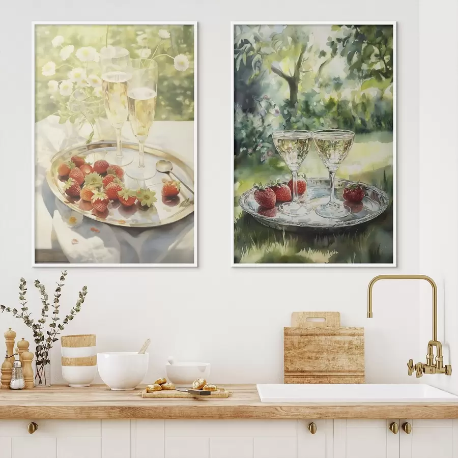 Fotobehang Zomerpicknick, champagneglazen met aardbeien op het dienblad, kamillebloemen d00414