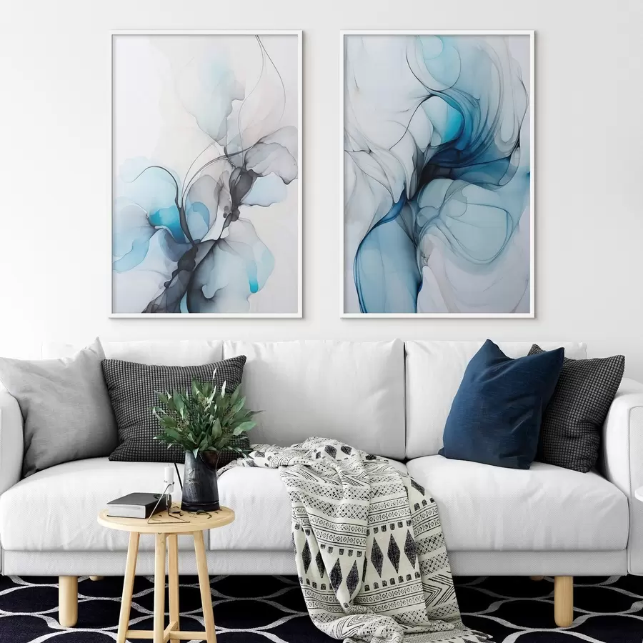 Fotobehang Abstracte compositie met vloeiende lijnen en doorschijnende bloemblaadjes in blauwwitte en beige tinten, imitatie van alcoholinkt d00523