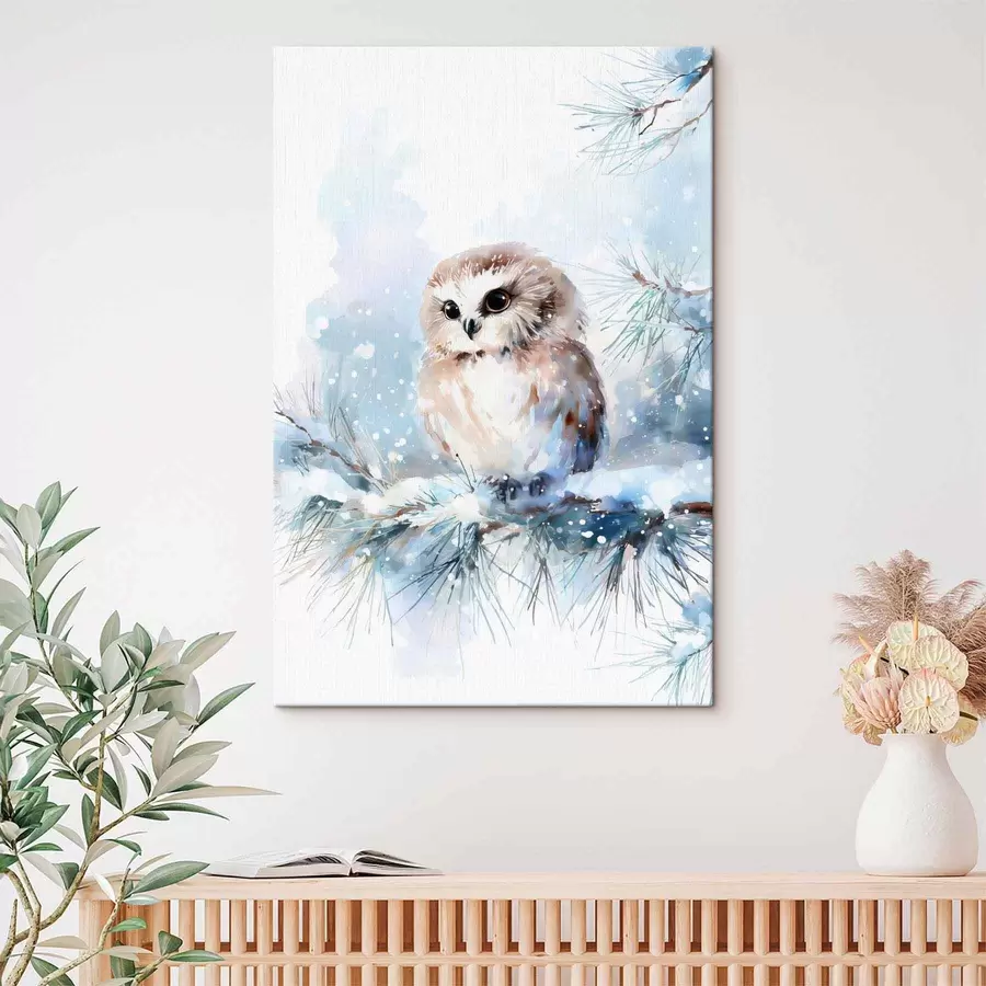  Schilderijen schattige uil op een met sneeuw bedekte dennenboomtak in aquarelstijl s47115