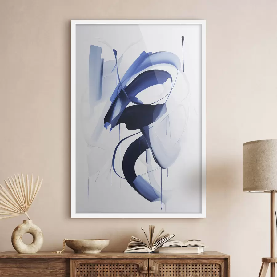 Fotobehang Abstracte blauwe penseelstreekachtige vormen met vloeiende lijnen en rondingen tegen een witte achtergrond, moderne kunst f47428