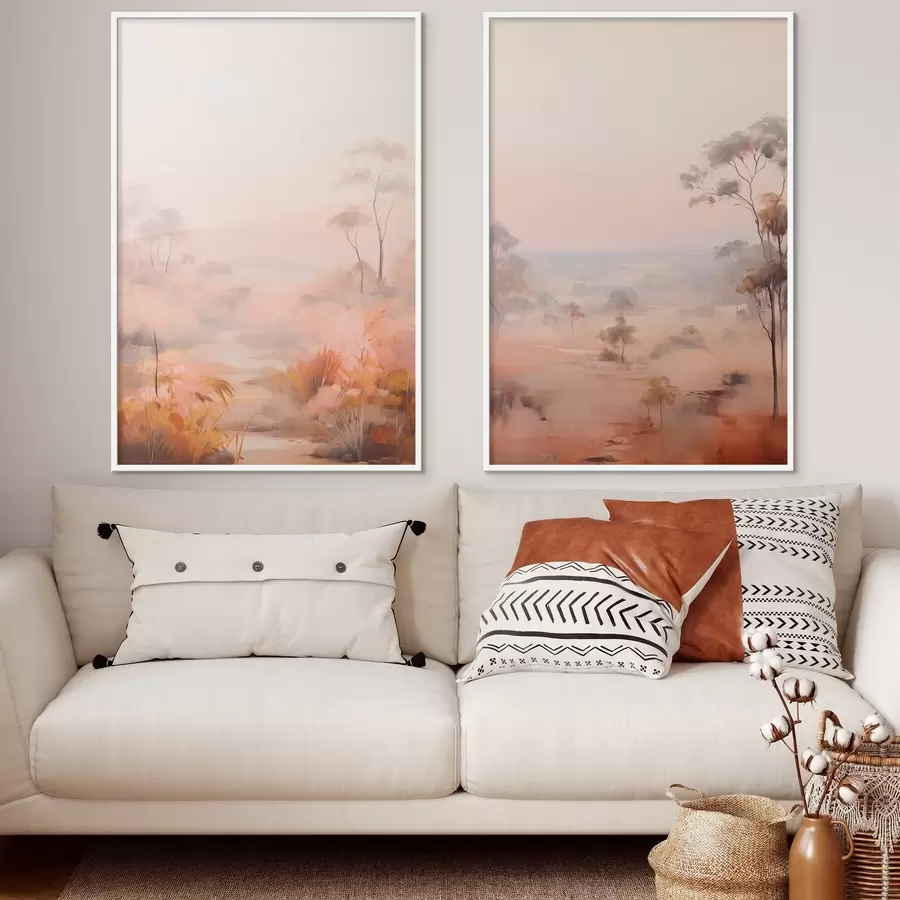 Fotobehang Een landschap met struiken en bomen in roze, oranje en bruine tinten, met bergen op de achtergrond d00646