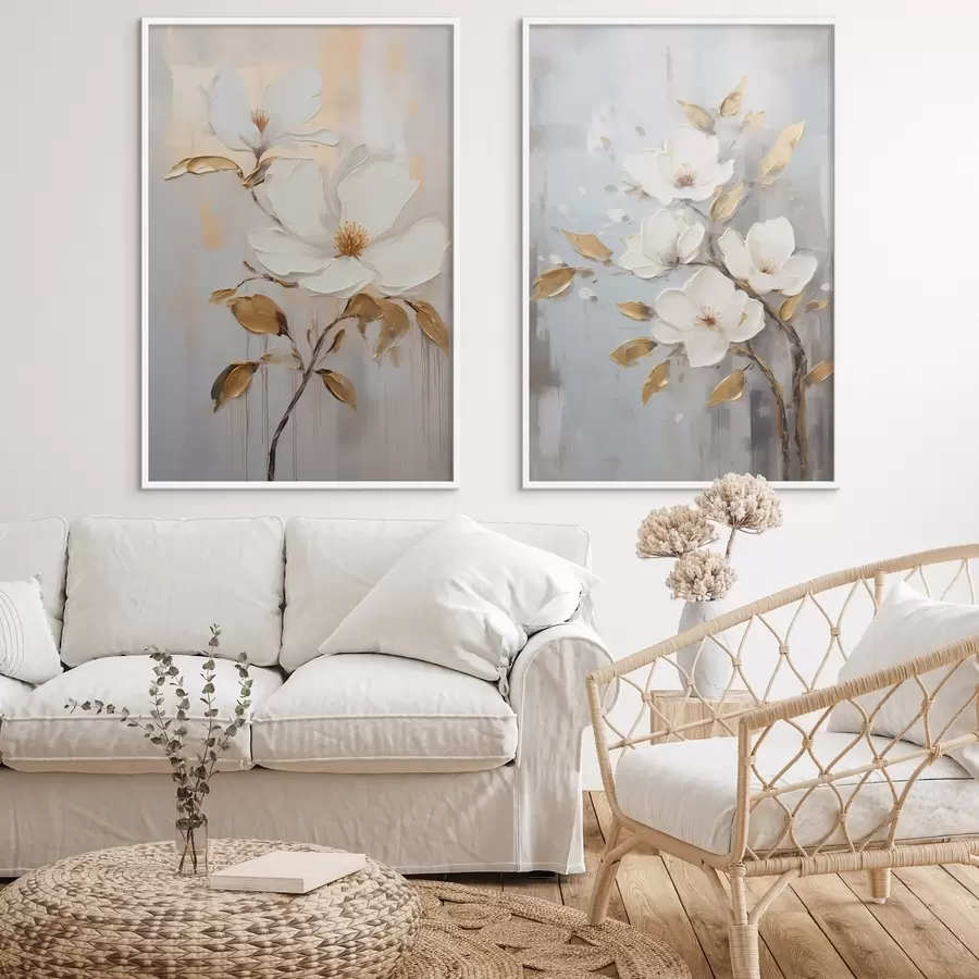 Fotobehang Twee witte bloemen met geeloranje bladeren op een lichte achtergrond d00687