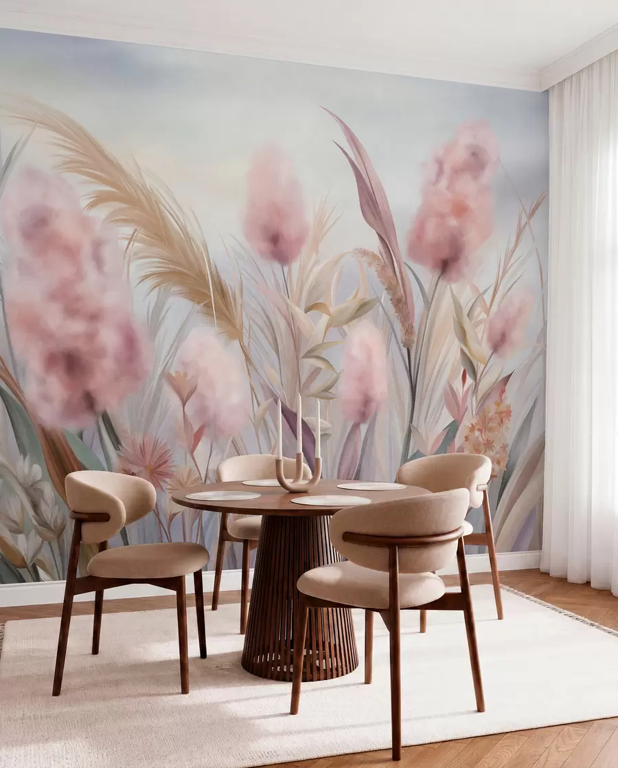 Fotobehang Roze en beige pampagras en andere gedroogde bloemen met een zachte, wazige lucht op de achtergrond w09635