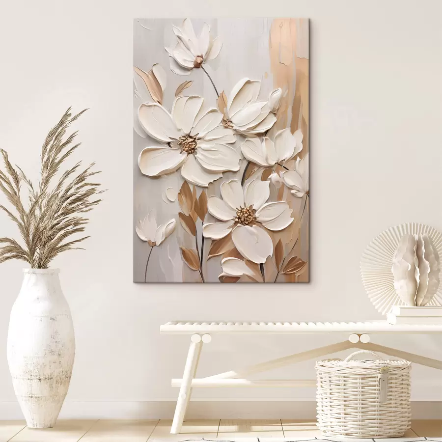  Schilderijen Abstracte witte bloemen met gestructureerde bloemblaadjes, tegen een neutrale achtergrond met subtiele penseelstreken. imitatie s47873