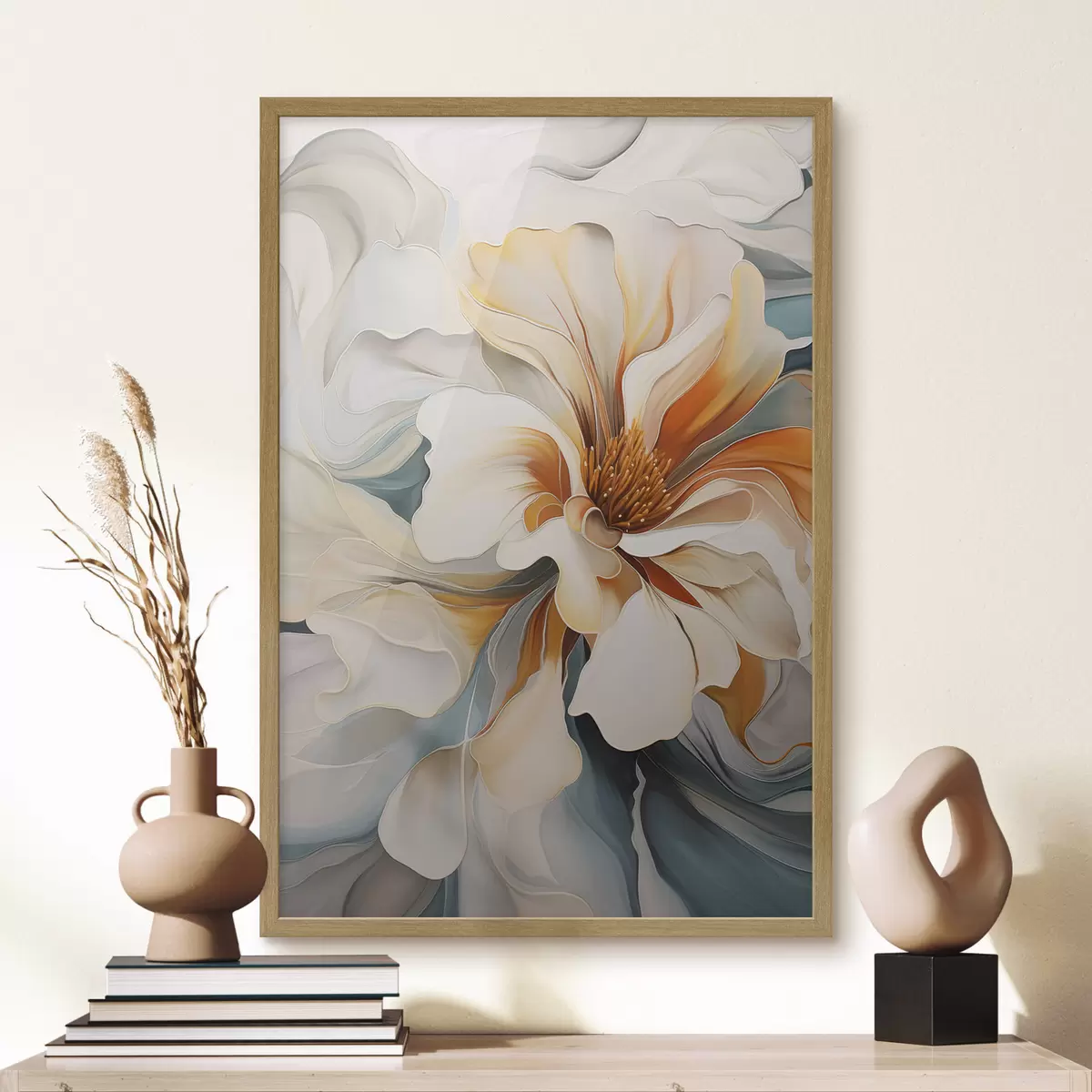 Poster Abstracte grote bloem met witte, oranje en blauwgroene bloemblaadjes, gestructureerde achtergrond f47877