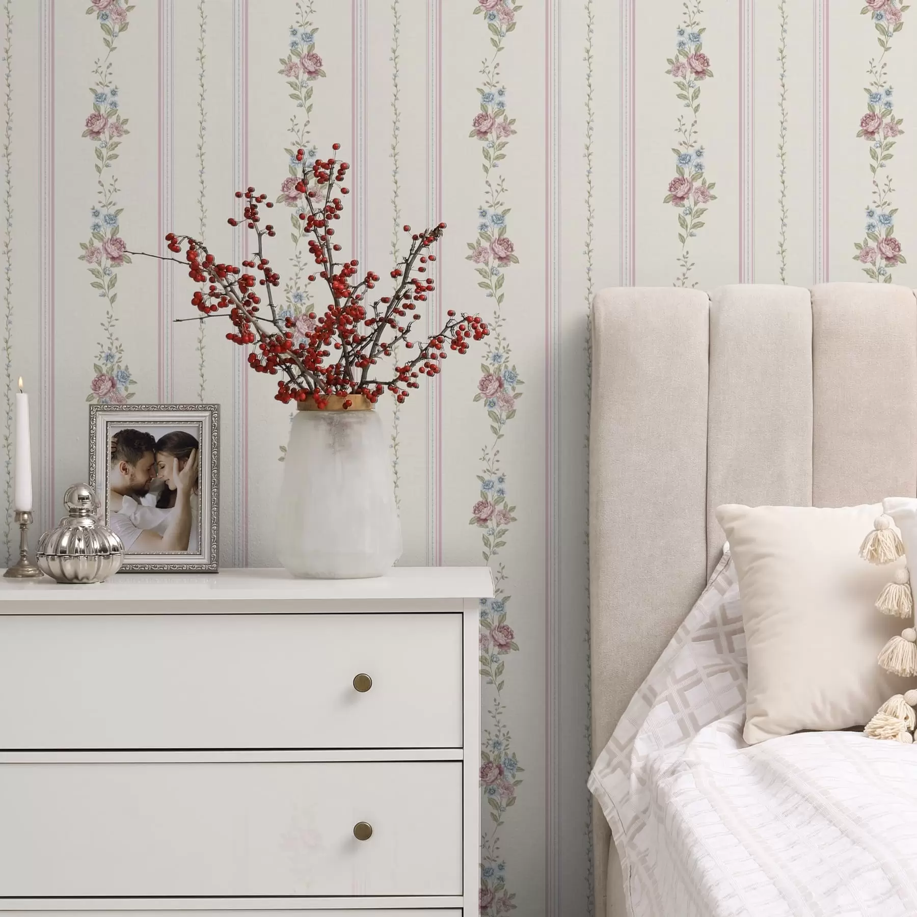 Fotobehang Gestreepte bloemenprint in zachte kleuren a01130