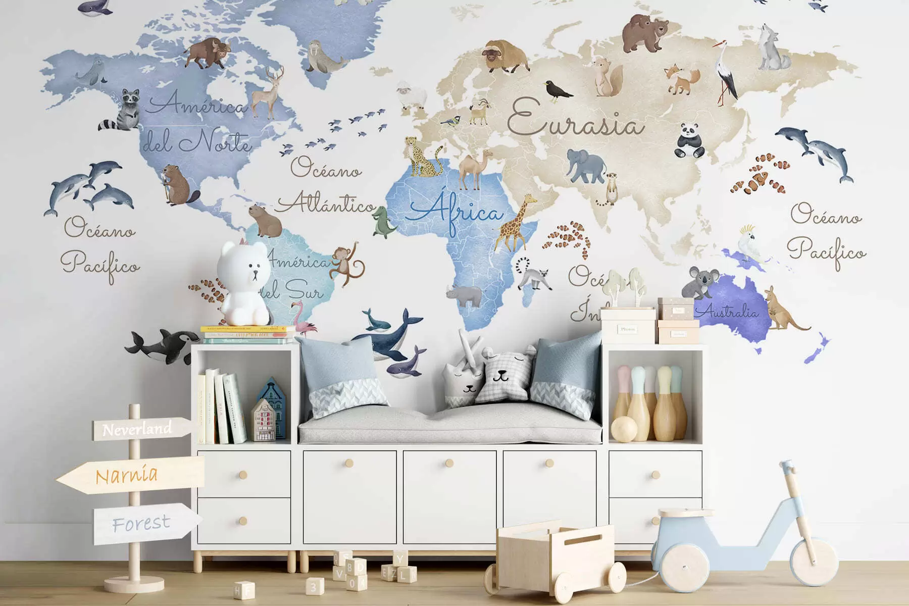 Fotobehang Een blauwe kaart in aquarelstijl met dieren. Opschriften in het Spaans c00012esv1