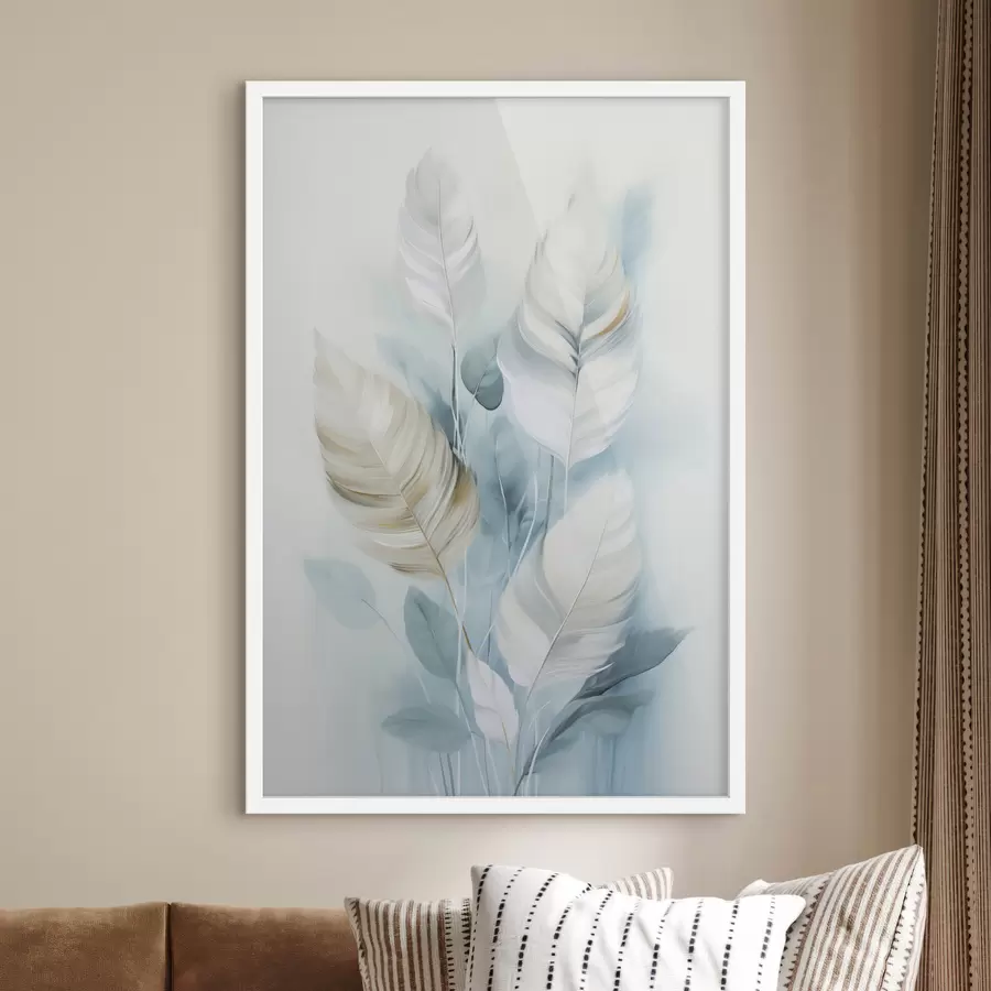 Fotobehang Grote, zachte veren in blauw- en wittinten met delicate beige blaadjes f48750