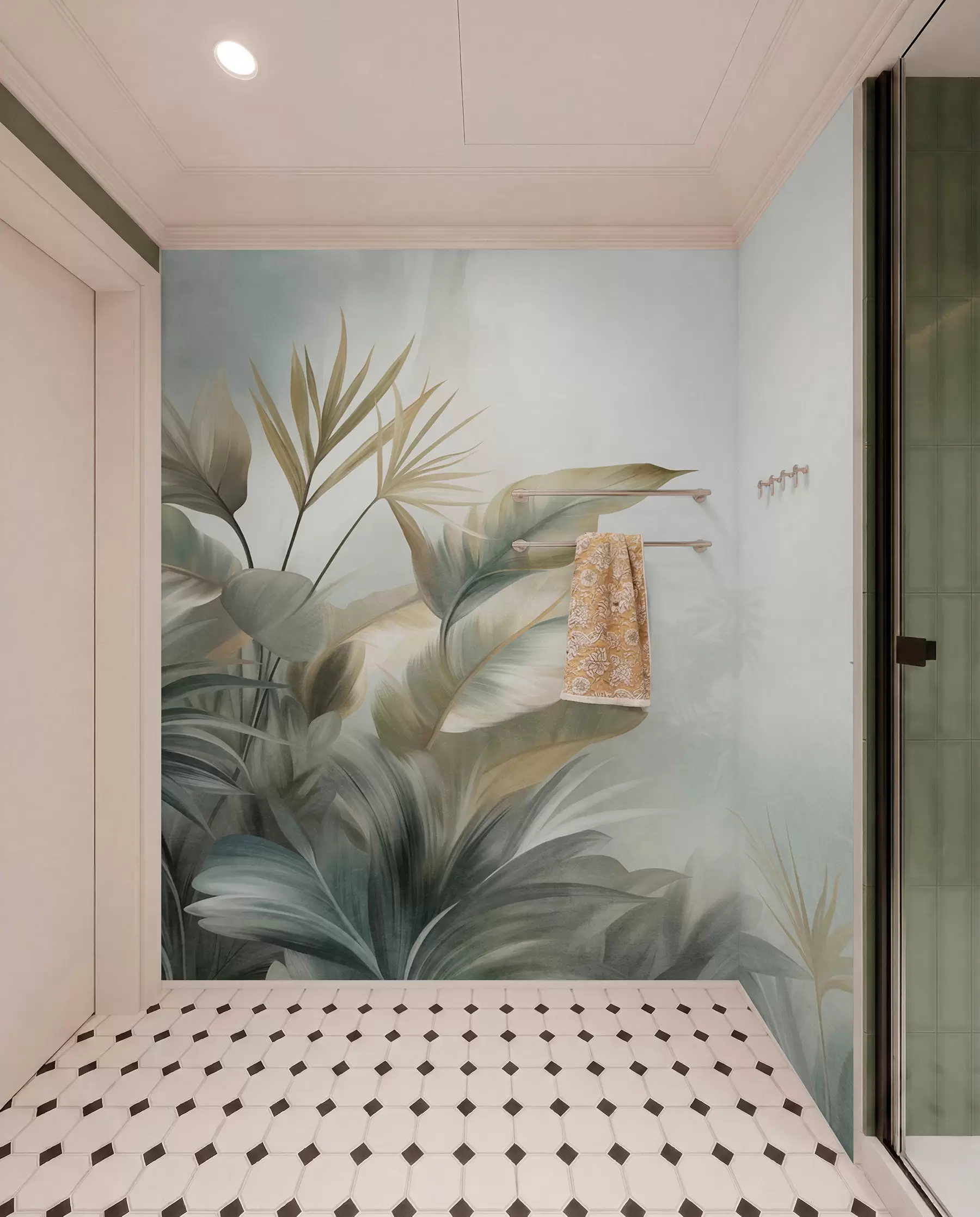 Fotobehang Grote, gestructureerde tropische bladeren in gedempte groene en beige tinten, een jungleomgeving w09820